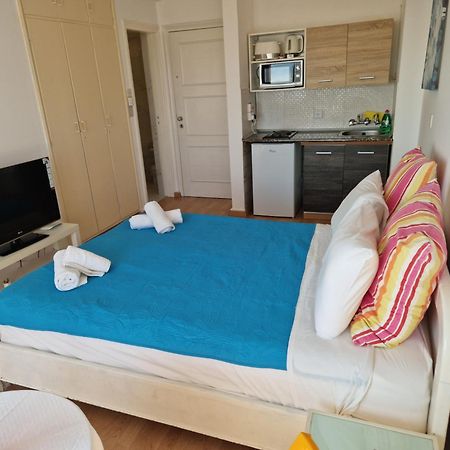 Kolonaki Seaview Apartments Larnaca Værelse billede