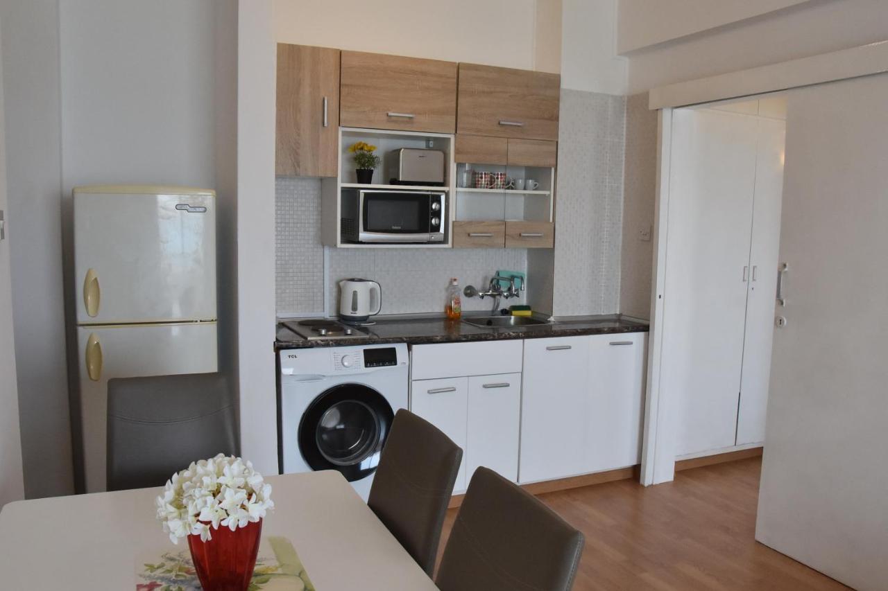 Kolonaki Seaview Apartments Larnaca Eksteriør billede